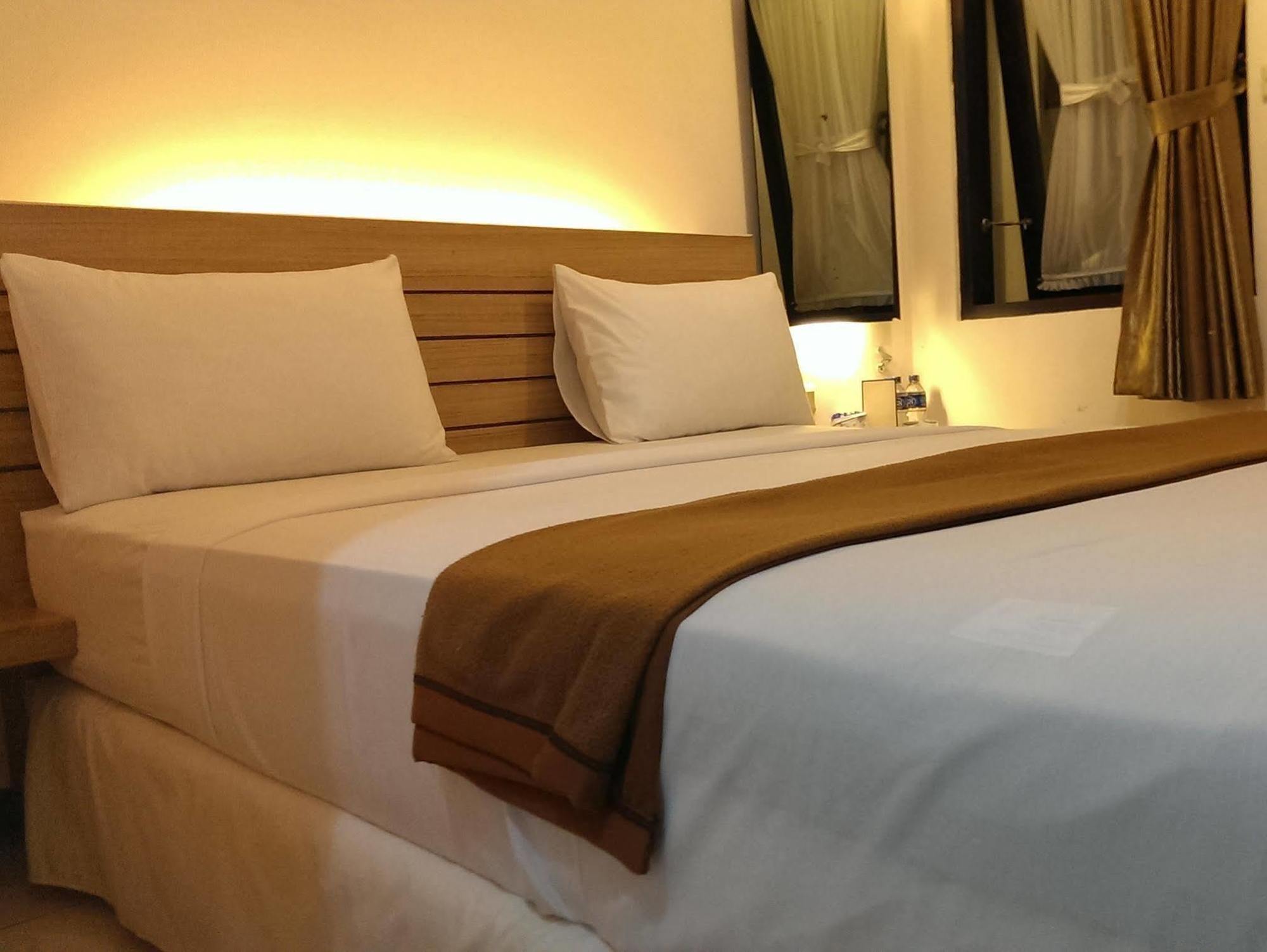 Marciella Hotel Bandung Zewnętrze zdjęcie